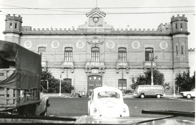 Lecumberri (El palacio negro)