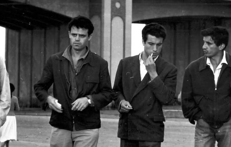 Los desarraigados en el cine español